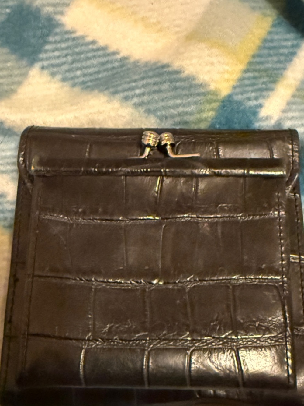 Dooney and Bourke credit card wallet - Picture 8 of 9
